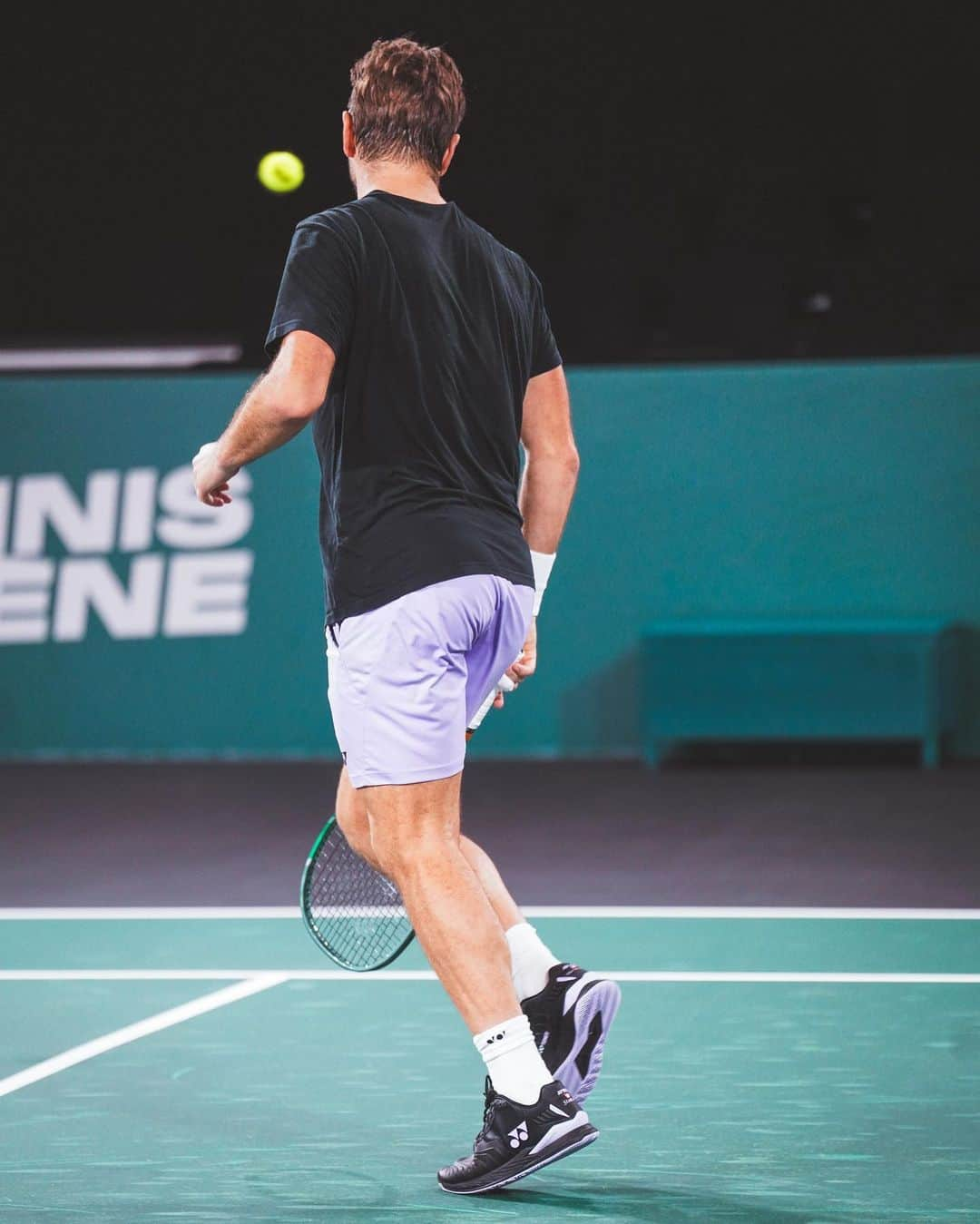 スタニスラス・ワウリンカさんのインスタグラム写真 - (スタニスラス・ワウリンカInstagram)「Last practcie before the start @rolexparismasters Tomorrow 8:30pm  🎾💪🏻🇫🇷🥖🙏🏻❤️ #practice #hardwork #trusttheprocess #france #paris  📸 @ben_abbou」10月30日 3時39分 - stanwawrinka85