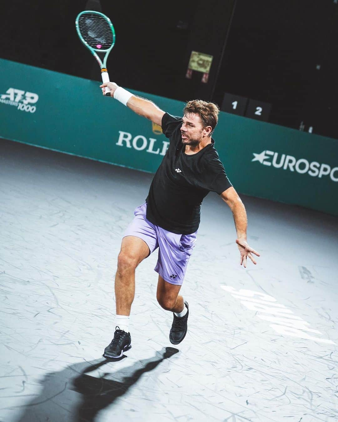 スタニスラス・ワウリンカさんのインスタグラム写真 - (スタニスラス・ワウリンカInstagram)「Last practcie before the start @rolexparismasters Tomorrow 8:30pm  🎾💪🏻🇫🇷🥖🙏🏻❤️ #practice #hardwork #trusttheprocess #france #paris  📸 @ben_abbou」10月30日 3時39分 - stanwawrinka85