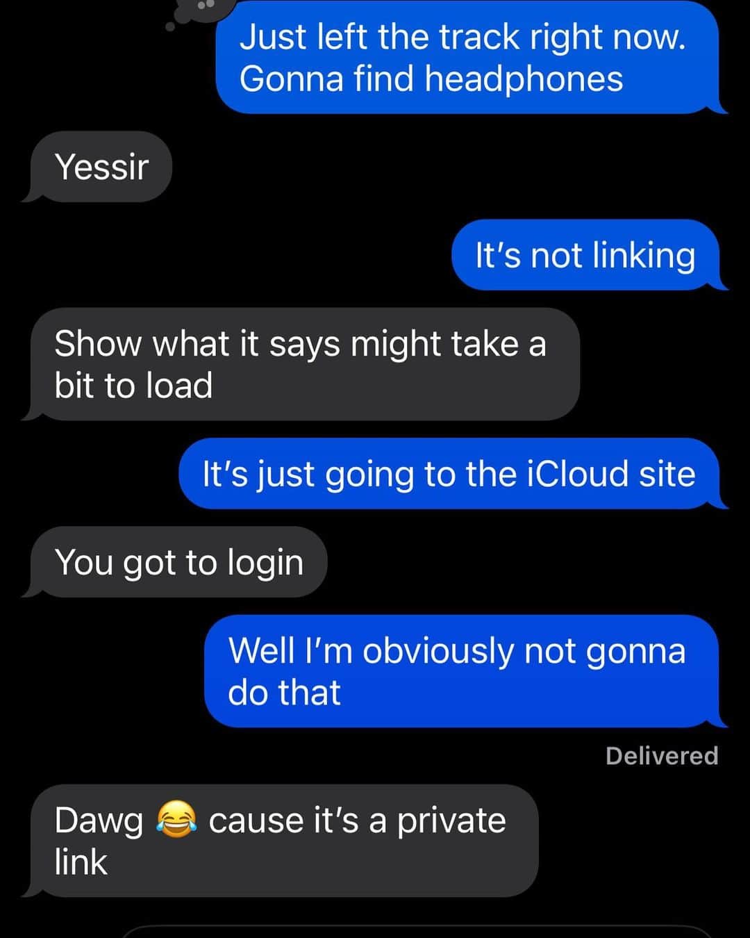 T-ペインのインスタグラム：「This how dude tried to get ME 😂 called and texted me from Khaled’s number. I’ve never once in my life seen @djkhaled text me “dawg” it was over immediately. Blocked his ass and changed all my passwords 😂 FOH 🥷!!!!」