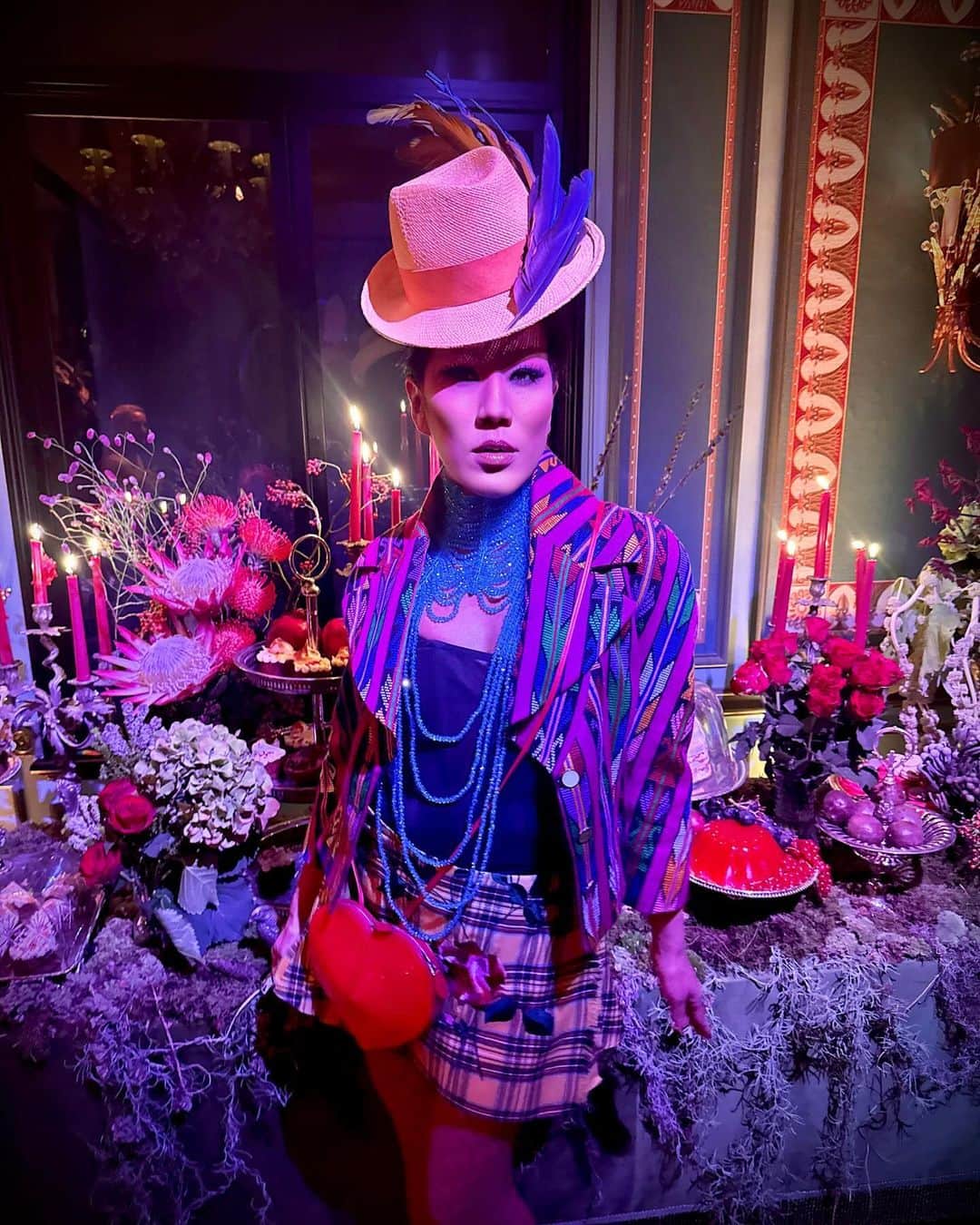 Lynn Banのインスタグラム：「Down The Rabbit Hole 🌀🍄 🌀@the22.london」