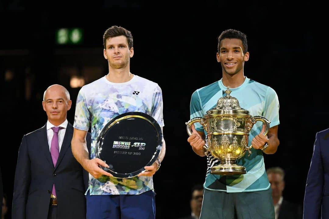 フベルト・フルカチュのインスタグラム：「Not to be today but we keep building 💪 Congrats @felixaliassime for an amazing week👏🏆  📸: Fabrice Coffrini/AFP」