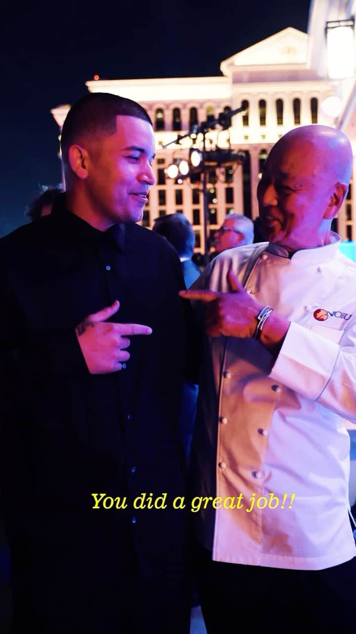 松久信幸のインスタグラム：「What an amazing experience to be a part of @nobucaesarspalace 10th year anniversary @caesarspalace it was an honor to be doing live art for @therealnobu very nice and humble Person. The food was so exquisite 💯. Such a memorable night. @therealnobu  @nobucaesarspalace  @noburestaurants  @caesarspalace  @fardo_84  @carlostorresfilms 🎥 @jayroystylez  #noburestaurants #nobulasvegas #nobucaesarspalace #caesarspalace #caesarspalacelasvegas #adriansink #lasvegas」