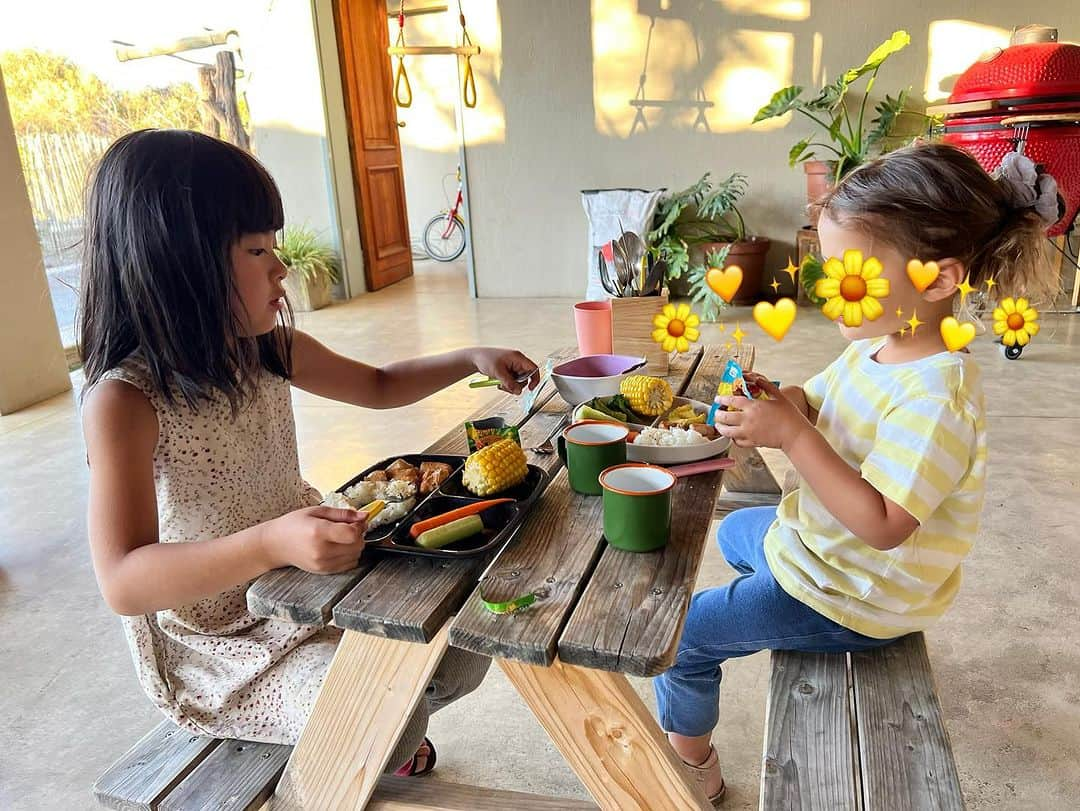 榎戸教子さんのインスタグラム写真 - (榎戸教子Instagram)「【ナミビア】 ナミビアの首都ウィントフーク。 知人宅にお世話になりました。  旅先で安心できる場所があると 心も体も休まります。  娘はここでスケボーに出会い、 そののちに買うことになるのです。  （しばらく過去の投稿が続きます）  #windhoek #namibia #africa #trip #ナミビア #世界一周」10月30日 22時00分 - noriko_enokido