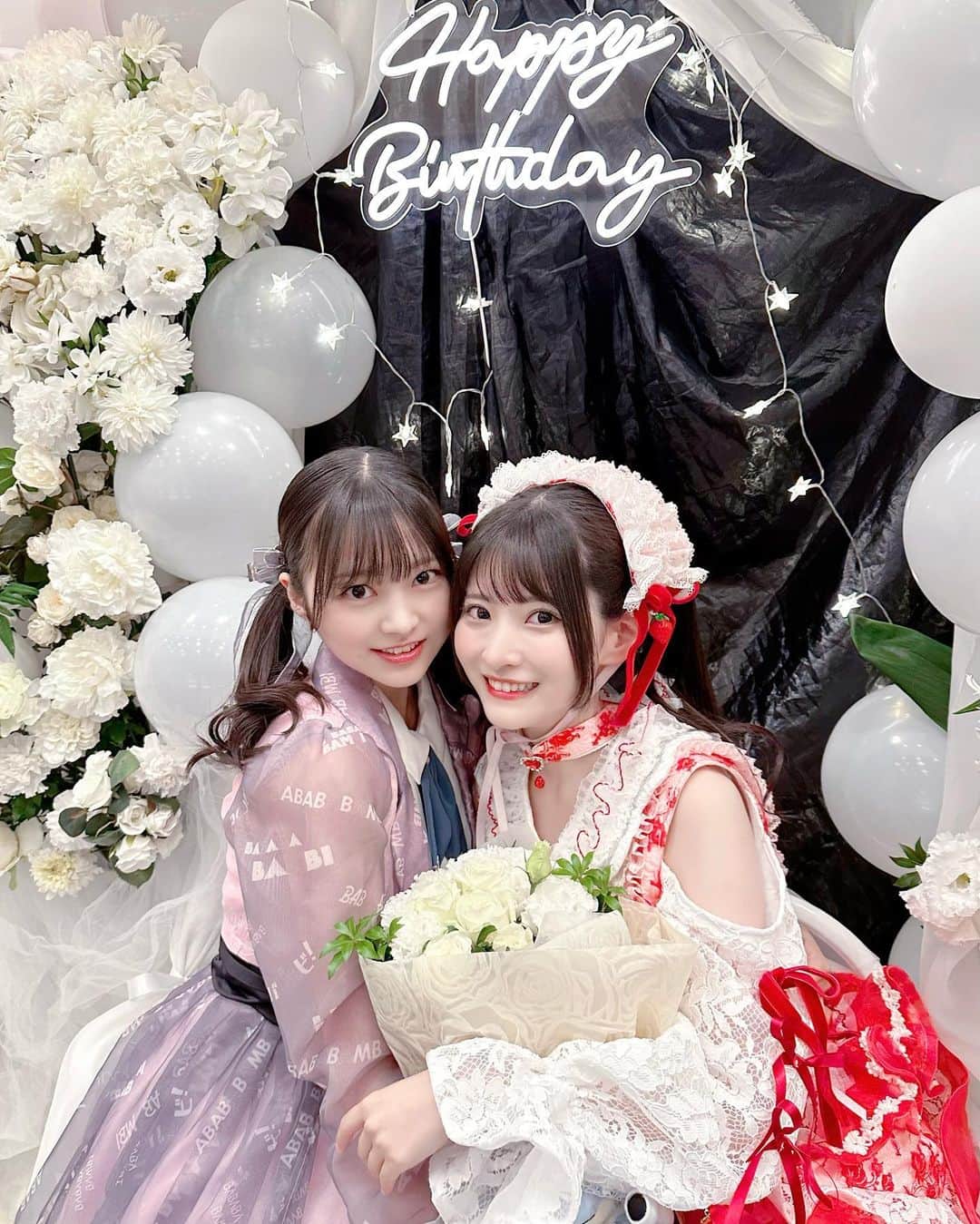 のインスタグラム：「🎂🤍 ⁡ #仔鹿物語 プルプル震えナイト！  VOL.21 RUI BIRTHDAY LIVE🎤 ⁡ るい&うさオフショット📷🤍💖 ⁡ ⁡ #ババババンビ #小鳥遊るい #宇咲 #生誕祭 #ライブ#バースデーライブ」
