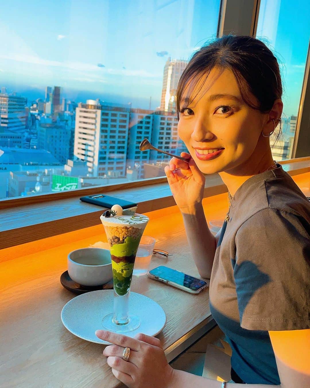 林田美学さんのインスタグラム写真 - (林田美学Instagram)「かっこよくて、可愛い先輩☺️🩵 春はお花見、夏はかき氷…食べそびれましたが、秋は何しましょ🫶🏻  #はたぴさん #happybirthday」10月15日 21時17分 - minorihayashida