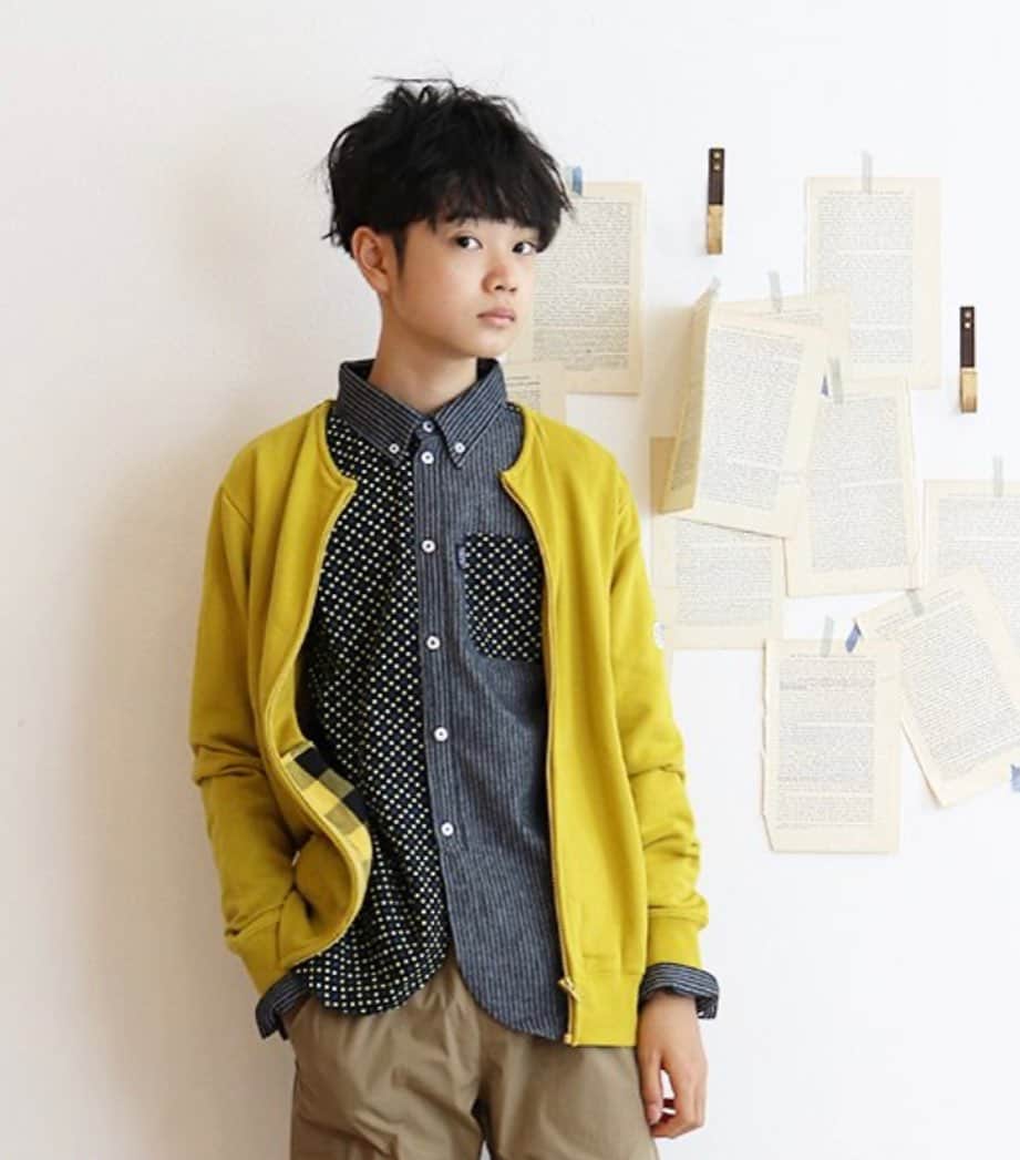 TAPPETのインスタグラム：「2023AW⚓️TAPPET  裏毛クルーネックカーディガン / tappet（タペット）/ マスタード  #こども服 #神戸#kobe #あきふく #こどものいる暮らし」