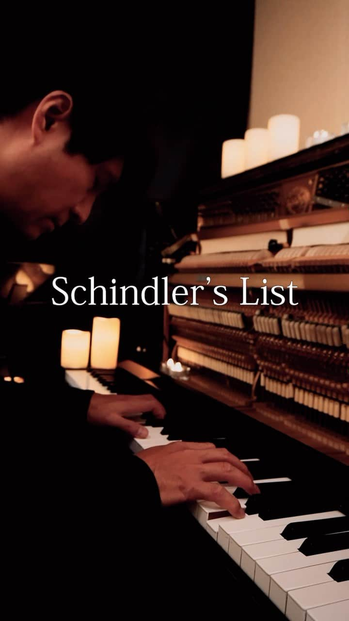 望月衛介のインスタグラム：「No war No war No war  I believe in love and peace. Don’t you?  #schindlerslist #nowar #loveandpeace #love #peace  #eisukemochizuki  #piano #pianist  #composer  #originalsong  #originalcomposition #healing #heal #chill #chillmusic  #newage  #newagemusic  #classic #classical  #ピアノ #ピアニスト #癒し #ニューエイジ #ヒーリング #オリジナルソング #作曲 #満月作曲 #望月衛介 #fullmoon #満月」