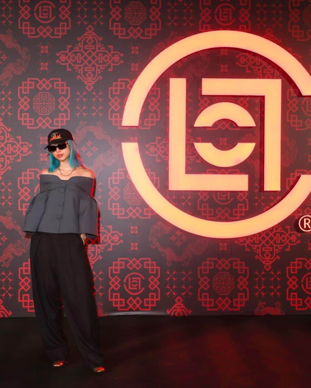 陳冠希のインスタグラム：「I CAN STILL FEEL THE LOVE !!!!! @clot SS24 “CHANGE THE GENERATION” fashion show GUESTS OR HONOR pt 1 !!!!! 🙏🙏🙏🙏🙏」