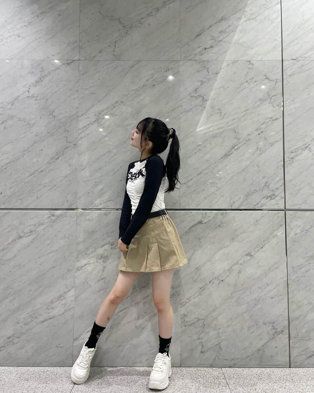 徳永羚海さんのインスタグラム写真 - (徳永羚海Instagram)「. こういうお洋服も好きー？💟🪩」10月15日 21時28分 - remi_tokunaga1001