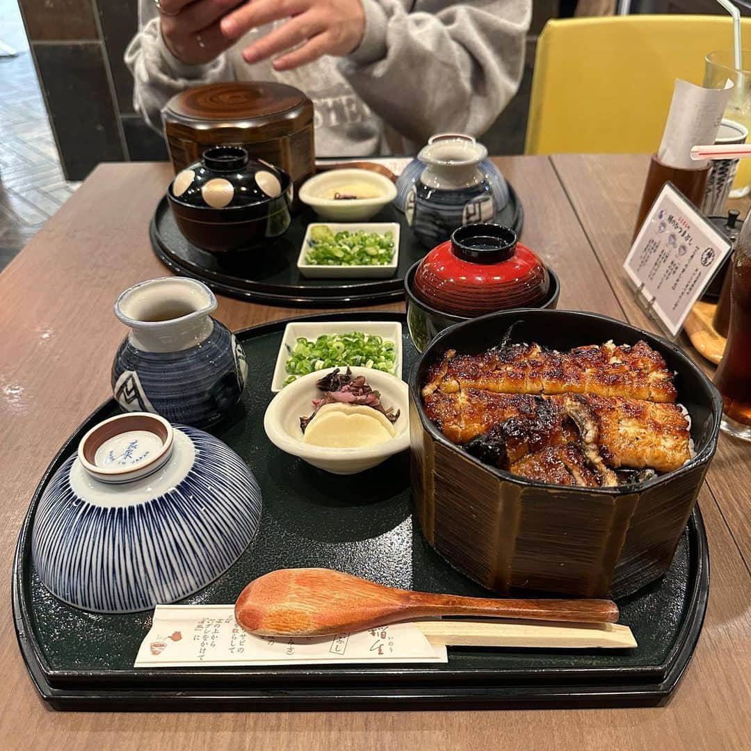 咲奈さんのインスタグラム写真 - (咲奈Instagram)「弾丸名古屋旅行💨♡  記念日どこ行く何するってなって、前日の夜に決まった😙 美味しいもの食べれて幸。。💖  この日のvlogまたYouTubeにアップします🫶🏻✨」10月15日 21時32分 - sachan_81