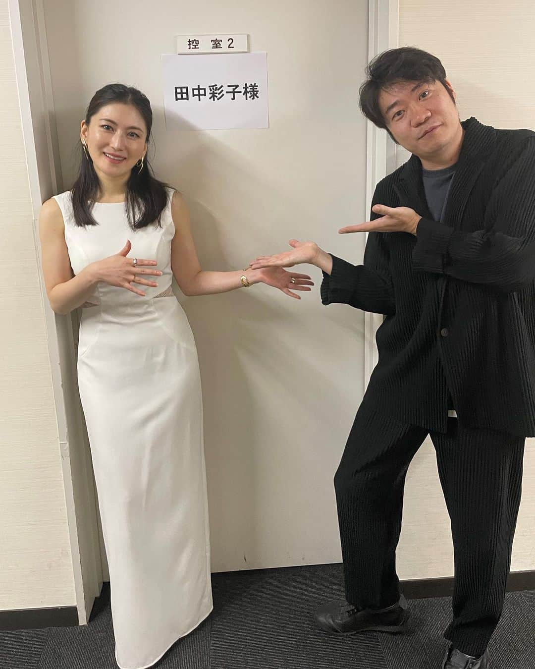 田中彩子さんのインスタグラム写真 - (田中彩子Instagram)「First day of my Recital Tour 2023! FUKUOKA!! ツアー初日福岡公演 暖かく迎えて頂きとても嬉しかったです。久しぶりのサイン会でもたくさんお並び頂き直接お話しできて幸せな時間でした。 お越し頂きました皆様どうもありがとうございました。 今年の素晴らしいピアニストさん 川田 健太郎さん じわるトークもお楽しみください。 次は2週間開いて札幌公演です！ #田中彩子リサイタルツアー2023 #田中彩子ソプラノリサイタル2023  #田中彩子理事長」10月15日 21時44分 - ayakotanaka_instaofficial