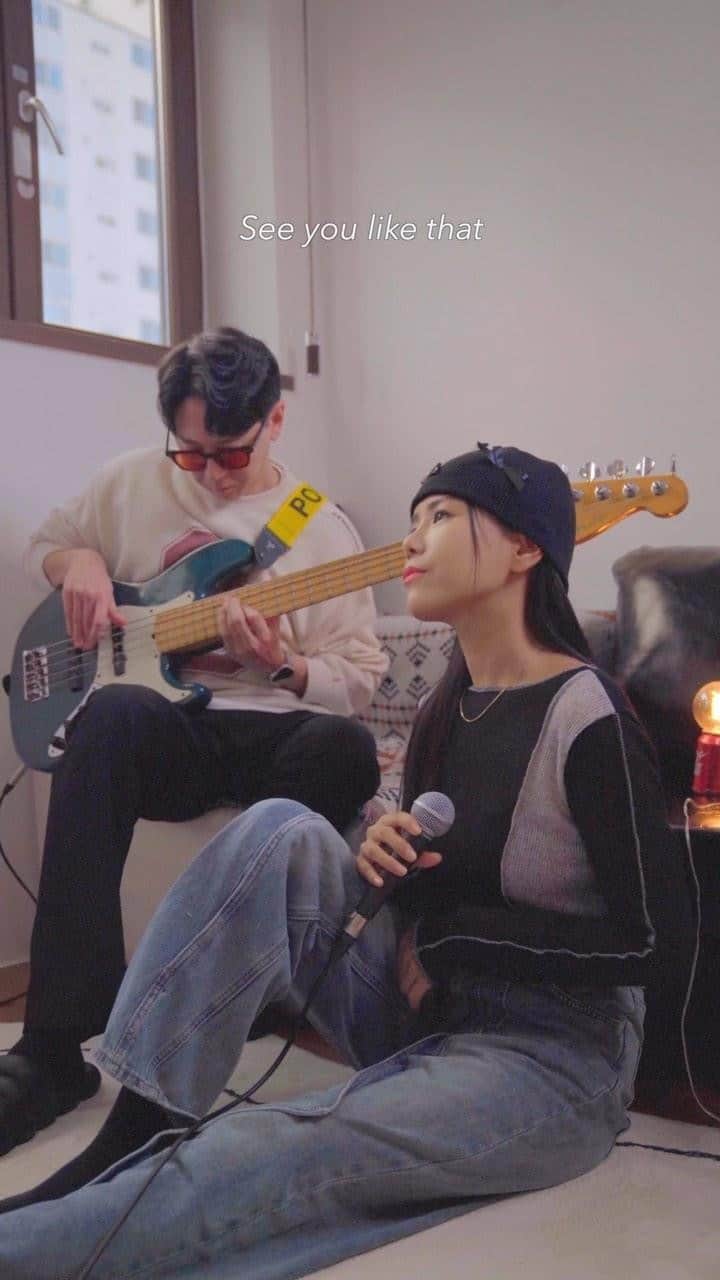 NIDAのインスタグラム：「베이스랑 말아주는 정국 (Jung Kook) ‘3D’ COVER  - - - #정국 #jungkook #3d #sing #singing #singingchallenge #bass #bass #cover」