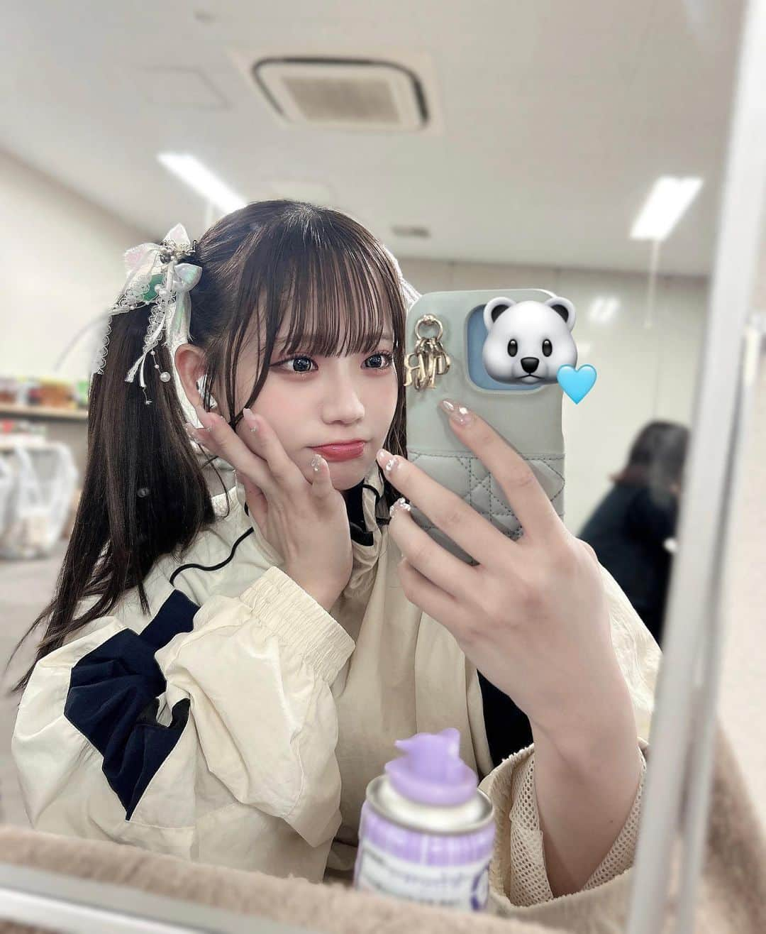 和田海佑さんのインスタグラム写真 - (和田海佑Instagram)「ぶかぶか 〜 🐻‍❄️⭐️💧🎀  #NMB48 #アイドル #ツインテール #ootd #좋아요 #셀카 #팔로우 #데일리룩 #맞팔 #패션」10月15日 22時01分 - __pupu48__