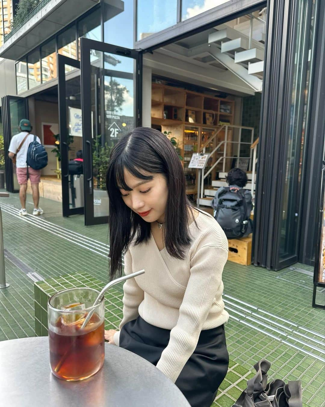 mizukiさんのインスタグラム写真 - (mizukiInstagram)「とんかつってなんでこんなに美味しいの🥺 お昼食べた後はアイスコーヒーも。 店員さんにおすすめしてもらった、こーるどぶりゅー🧊💗 ㅤㅤㅤㅤㅤㅤㅤㅤㅤㅤㅤㅤㅤ トップス @stylevoice_official  #STYLEVOICE#stylevoiceforx#渋谷カフェ#aboutlifecoffeebrewers#アバウトライフコーヒーブリュワーズ」10月15日 22時01分 - mizukidrop