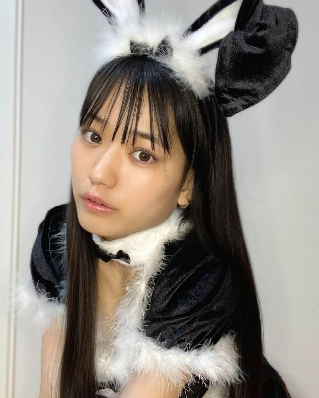 滝口きららのインスタグラム：「今日はうさぎになった🐇🖤  #halloween #cosplay #コスプレ #うさぎ」