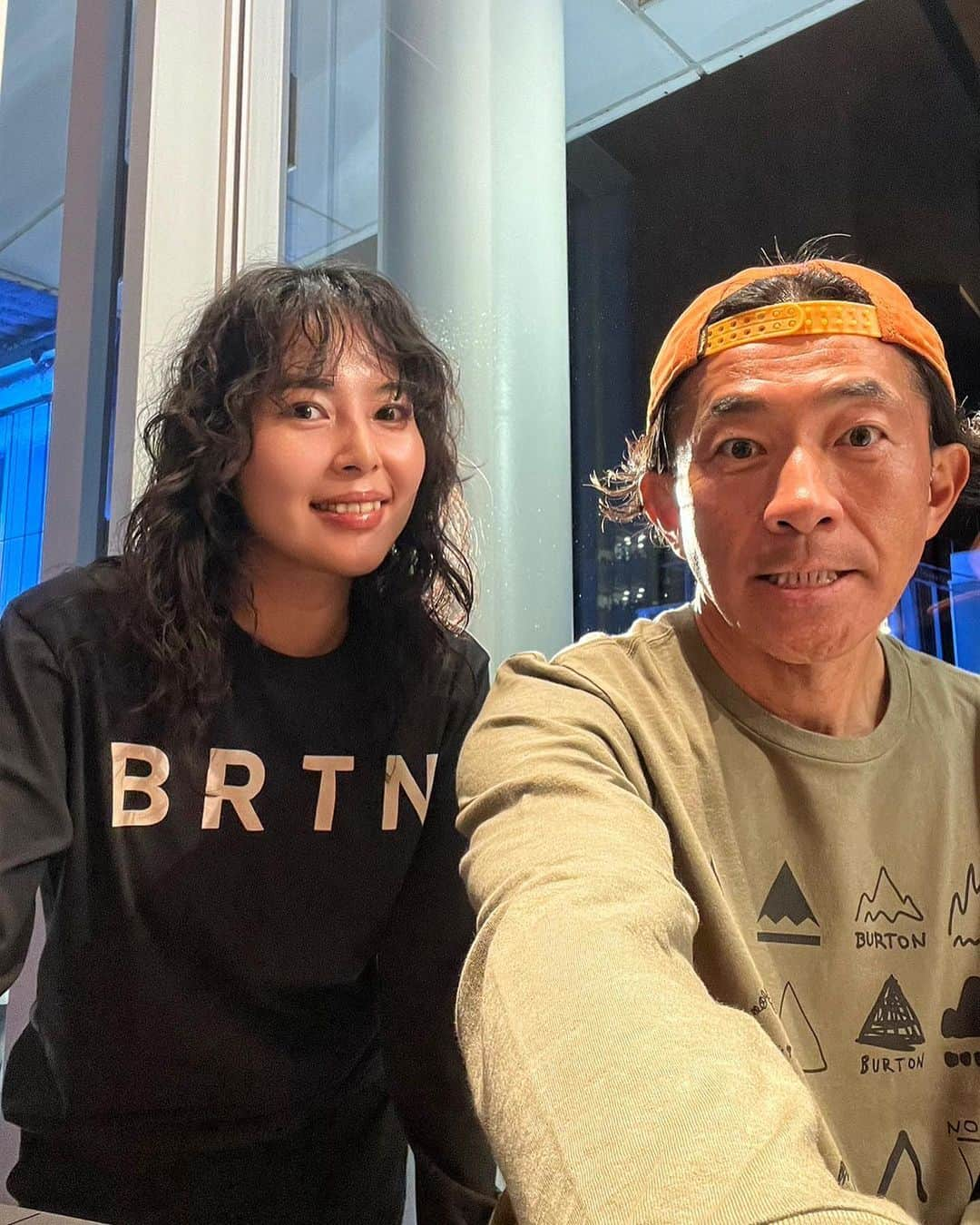 松崎夕さんのインスタグラム写真 - (松崎夕Instagram)「@burtonjapan   AGローンチ&BlooomプレミアイベントにてDJ🏂有難うございました。  w/ @mcalee さん アリーさんがいると とてもハッピーな空間に✨笑顔が絶えない現場でした♩  #Burton #DesignUnlikelyFutures #Snowboarding」10月15日 22時12分 - djyoumatsuzaki