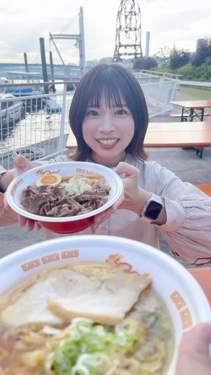 高橋みのりのインスタグラム：「TRYラーメン大賞フェス 2023 行ってきました！！！  4杯食べたよ🍜🍥  ジャンクガレッジ　さん 麺や七彩　さん 本枯中華そば魚雷　さん 豆天狗　さん  どれも本当に美味しくて幸せな時間だった〜！  だけど動画の編集がへたっぴで 2杯分の動画しか作れなかった🥲  いろいろ工夫して載せられるように頑張ります🙇🏻‍♀️  第三弾はこちら！  手打焔　さん 中華そばたた味　さん すごい煮干ラーメン凪　さん MENクライ　さん くり山　さん  次は全部食べたいな🍜  楽しみいいい！！！  #ラーメン #ラーメン部 #ラーメン女子  #ラーメン倶楽部  #ラーメン大好き #TRY」