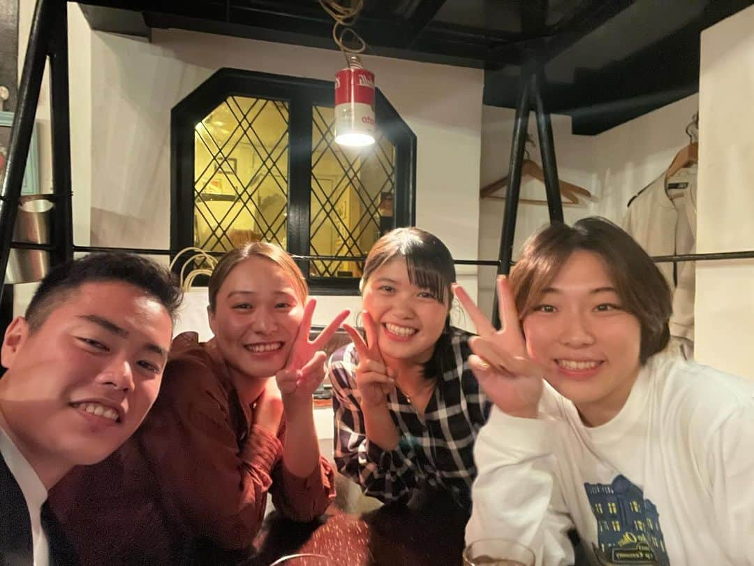 長谷川涼香のインスタグラム：「. 10月の出来事④  飲み会🍻(?)  ひろことまゆか多くなってきた笑」