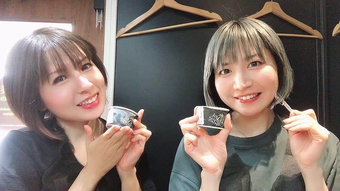 愛葉るびさんのインスタグラム写真 - (愛葉るびInstagram)「6年半使ったiPhone7がiPhone15になりました！✨ 3日後に6年半愛用していたSurfaceプロ4（💻）が使えなくなりDELLのノートパソコン買うことに😭  出費は痛いですがデジタルライフがアップグレードされました！  そんなわけでやっと動画編集できたので  #全力ちゃんねる。 更新❤️❤️❤️   #愛葉るび  #加藤絵莉 の2人で行く  #激辛グルメ  #激辛麺 食レポシリーズ（？）✨   #辛麺華火  #辛麺華火大久保店 さんに行ったよ❣️  #こんにゃく麺 がヘルシー＆おいしい(*´～｀*)💕  店長さんありがとうございます🙏✨   https://youtu.be/1bU6LpxUrz0?si=SkpOAubwM8YSLQSi  YouTubeみてね💕︎  @erikat0427  @norio_hanabi」10月15日 14時33分 - aibarubyruby