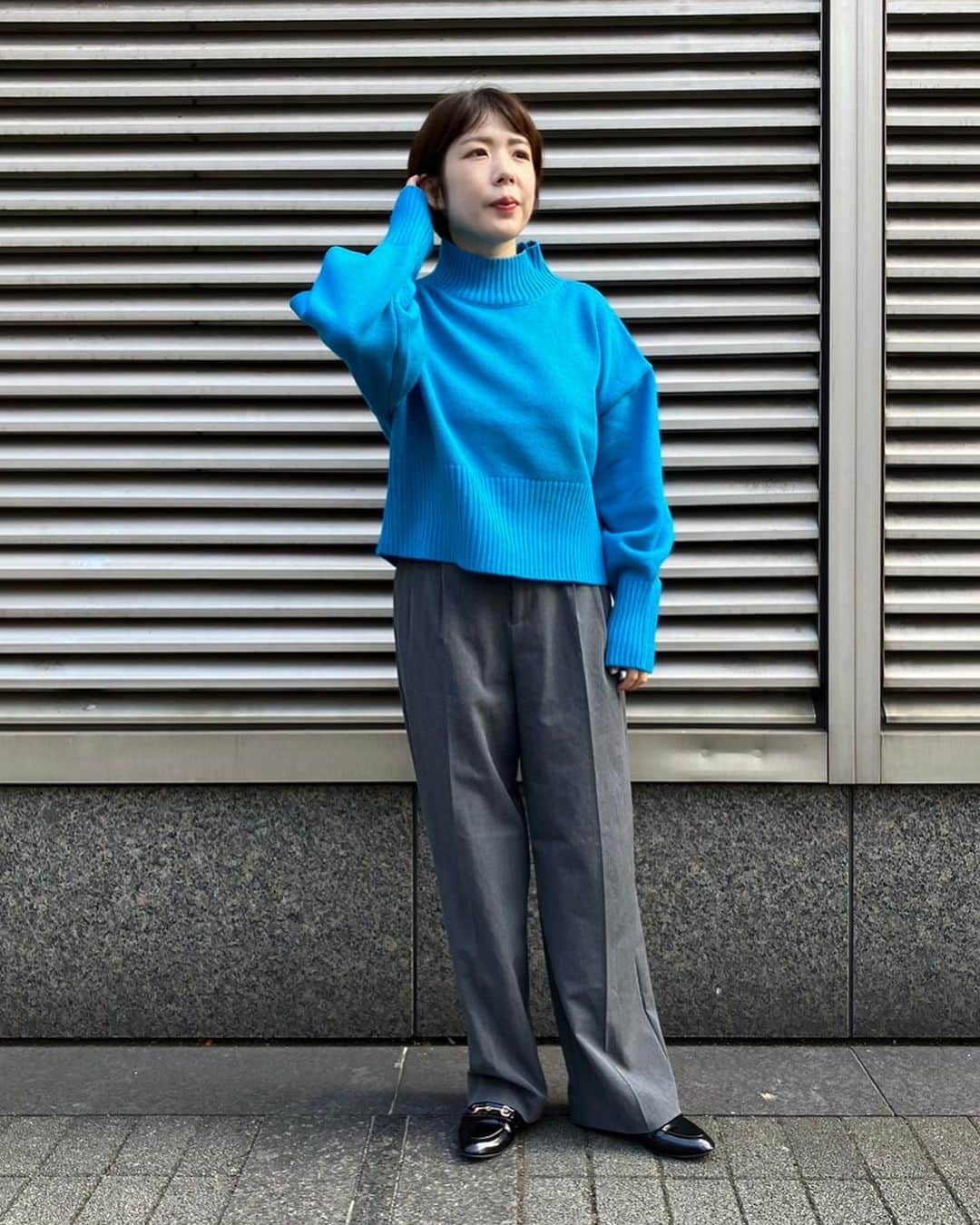 ropepicnic_credokayama さんのインスタグラム写真 - (ropepicnic_credokayama Instagram)「🧶  スタイルアップが叶うクロップドカラフルニット🌈  袖のふんわりシルエットが可愛い秋冬ニットです🧶  現在の店頭展開カラーはターコイズブルー、ピンク、キナリ、ライトグレー、ブラックの５色です🫶🏻  ニット　38サイズ #gdm53120  #クロップド丈  #ロペピクカラフルニット   スタッフ:kumi(1〜2枚目) #クレドピク152cm  #クレドピクストレート  #クレドピクイエベ   パンツ #gds53060  #スカーチョ   スタッフ:かんちゃん(3〜4枚目) #クレドピク165cm  #クレドピクストレート  #クレドピクブルベ   スカート #gdc53040  #ラナテックマーメイドスカート   スタッフ:ゆん(5〜7枚目) #クレドピク155cm  #クレドピクストレート  #クレドピクブルベ   パンツ #gds53160  #ストレッチワイドパンツ   スタッフ:UDA(8〜10枚目) #クレドピク162cm  #クレドピクナチュラル  #クレドピクイエベ   スカート #gdc53070 #レースマーメイドスカート   タートル #gdm13270  #シアージャガードタートル   ぜひ店頭でご覧ください👀💖  #ロペピクニック  #クレド岡山  #クレド岡山ロペピクニック」10月15日 15時01分 - ropepicnic_credokayama