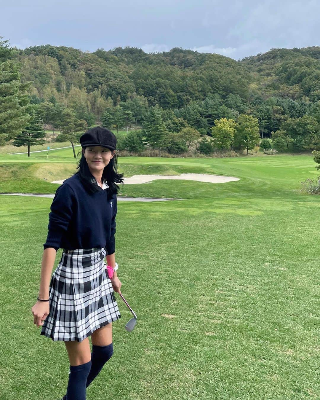 ヒョニ・カンさんのインスタグラム写真 - (ヒョニ・カンInstagram)「가을골프 start💚  . . #hyoni_golf」10月15日 15時11分 - hyoni_kang