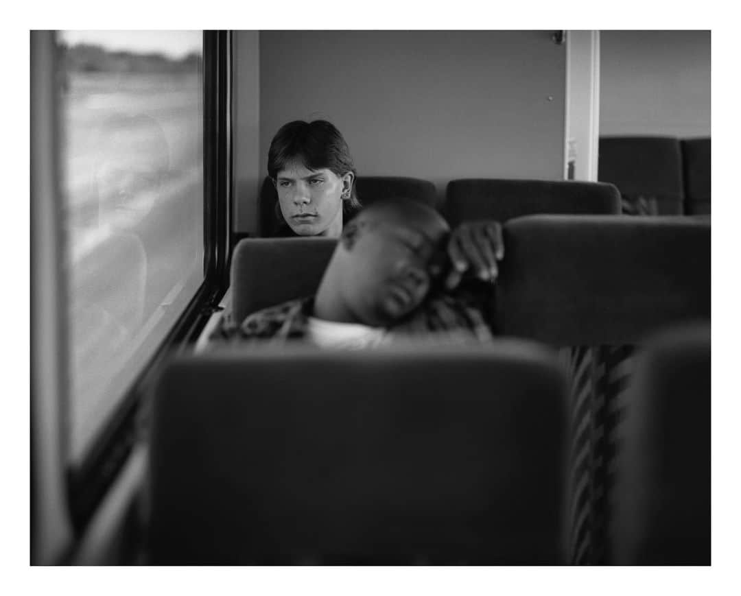 マリオ・ソレンティのインスタグラム：「Road Trippin 1990’s GreyHound Bus  @therealofficialfrankb  #mariosorrenti  Some images from my road trip. Early 90’s」