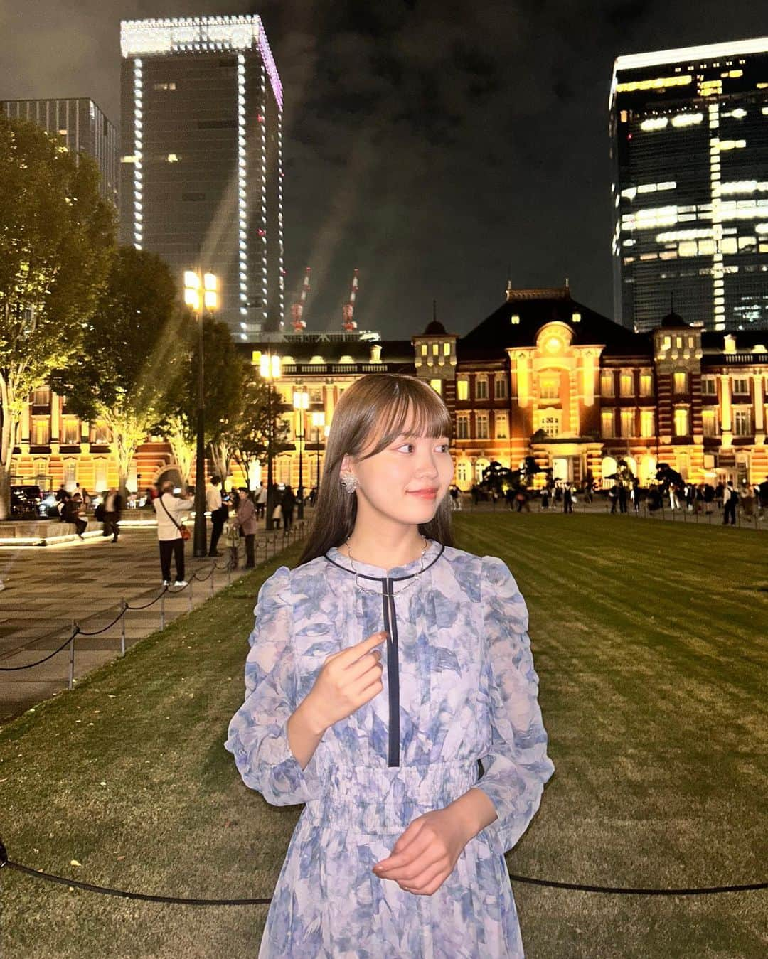 今井陽菜さんのインスタグラム写真 - (今井陽菜Instagram)「東京駅の夜景⟡.·*. 何気に東京駅の外観見たことなかった...綺麗！ ・ ・ ・ #東京 #東京駅 #夜景」10月15日 15時17分 - haruna__imai