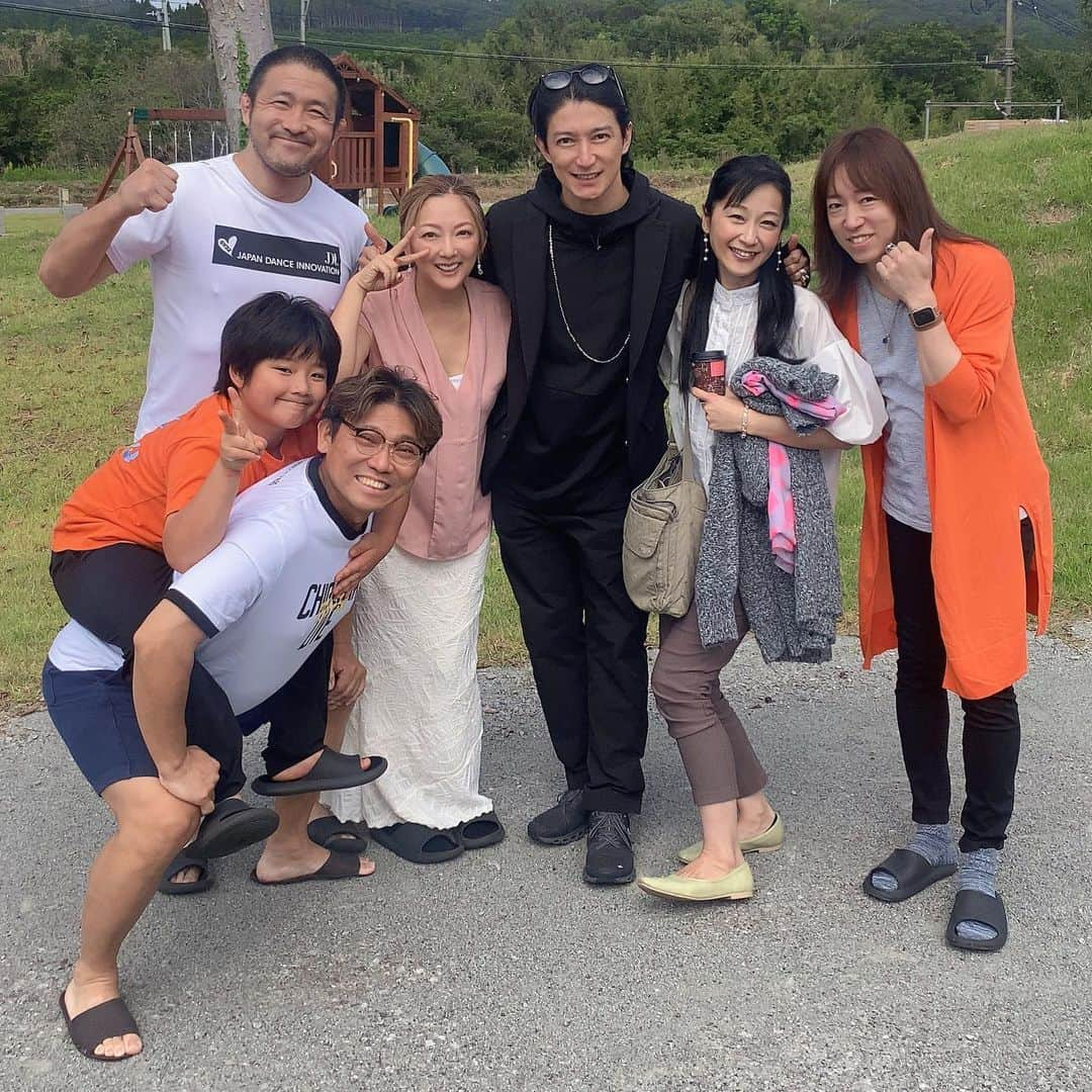 山田まりやさんのインスタグラム写真 - (山田まりやInstagram)「まさかの‼️😂w山田まりや、つるの剛士😆ツブコン特別対談ムービー‼️ ・  ・ 1枚目 円谷プロファンクラブサイト 『TSUBURAYA・GALAXY』 https://galaxy.m-78.jp/about.htmlに  ご入会いただきますとご覧 ...