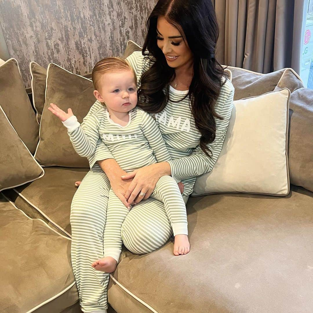 Jessica Wrightさんのインスタグラム写真 - (Jessica WrightInstagram)「Mini & Mama 💚🤍」10月15日 17時31分 - jesswright77