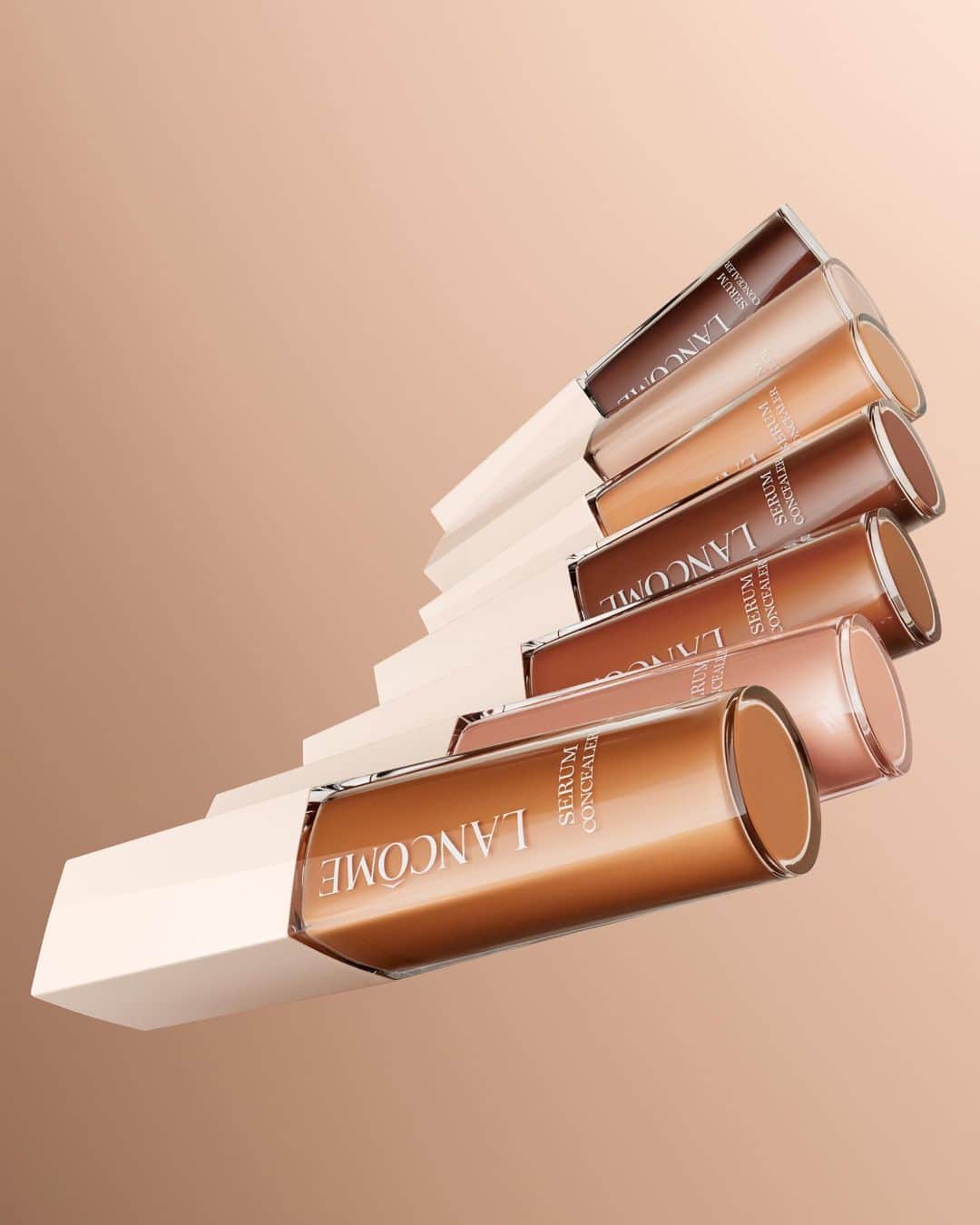 のインスタグラム：「Whether you prefer a soft-matte finish or a glowing one, Lancôme's Teint Idole range now covers both with the addition of the new Teint Idole Ultra Wear Care & Glow Serum Concealer. Discover your ideal foundation and concealer duo and explore the wide array of shades available to find your perfect match.  #Lancome #TeintIdoleUltraWear #Makeup」