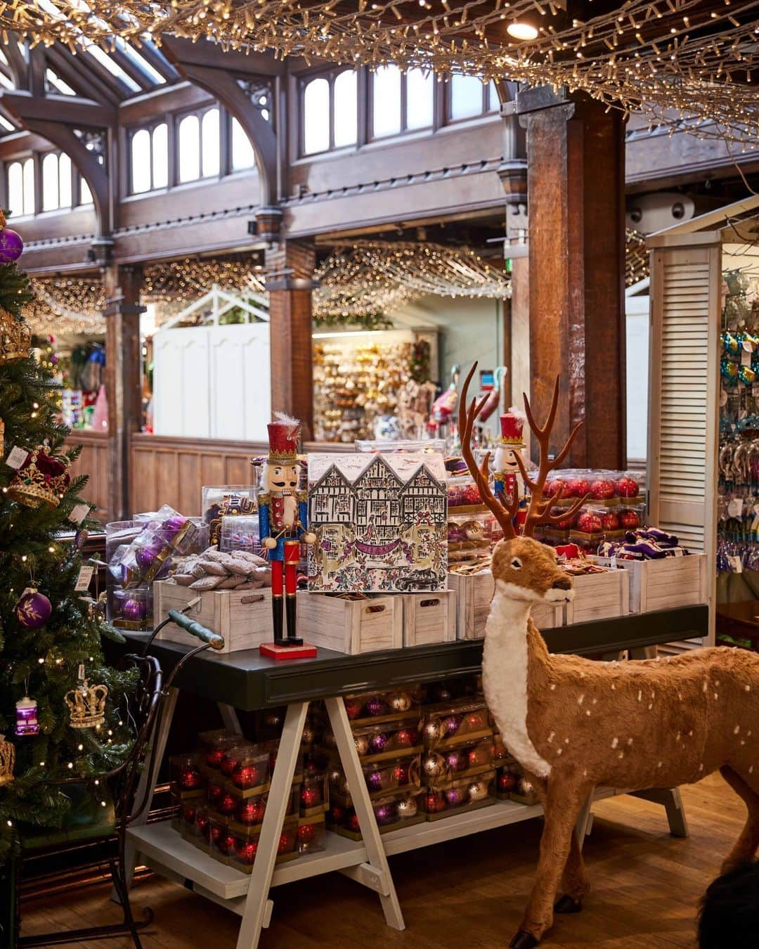 リバティオブロンドンのインスタグラム：「In London this weekend? Come and visit our famed Christmas Shop on the fourth floor, where you can find the best baubles in town – and even personalise your own! 🎄🦌​  And don't forget to get your Liberty Beauty Advent Calendar, before they sell out...​  Click the link in bio to order yours now.​  #ChristmasIsComing #LibertyChristmasShop #LibertyAdventCalendar #BeautyAdventCalendar #Baubles」