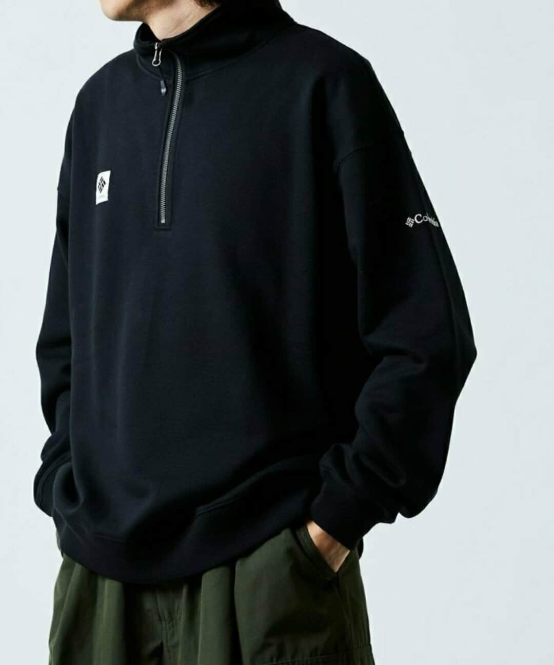 のインスタグラム：「-Columbia × FREAK'S STORE-  Columbia別注モデルに新作のハーフジップスウェットが登場！ 程よい厚みの生地で、着心地抜群の仕上がりです◎  Columbia コロンビア 別注 インペリアルパーク ハーフジップスウェット【限定展開】 問い合わせ番号:1223129900038 価格:¥9,900(tax in) カラー:グレー/ブラック/ベージュ/グリーン/ネイビー サイズ:S/M/L/XL  ▶︎画像をタップして商品情報をチェック！  ≪開催中のキャンペーン≫ 2BUY10%OFF & 20%ポイントバックキャンペーン❗️ 最大85%OFFのタイムセールも同時開催中🔥 ▶詳細はTOPページ( @freaksstore_official )のURLからNewsをご覧ください。  #freaksstore #フリークスストア #freaksstore23fw #freaksstoreofficial#freaksstore_men」