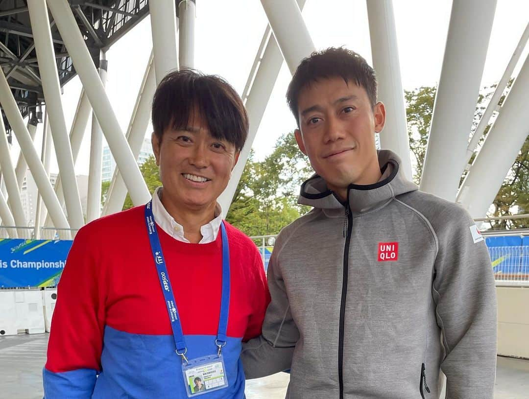 石黒賢さんのインスタグラム写真 - (石黒賢Instagram)「ジャパンオープンで有明行ってきました🎾 圭にも久しぶりに会えて元気そうで安心しました 今回は怪我がまだ完治せず 残念ながら欠場ですが もう少しで帰って来てくれるとの事　首をなが〜くして 待ってるよ〜😊 ウッチーは惜敗で本戦出場とはなりませんでしたが 今後に期待です！ 明日から毎日、会場にいますので見かけたら声掛けて下さいね 明日は圭と対談です👍 是非、会場にてお待ちしています #木下ジャパンオープン  #錦織圭 #内山靖崇」10月15日 18時19分 - kenishiguro_official