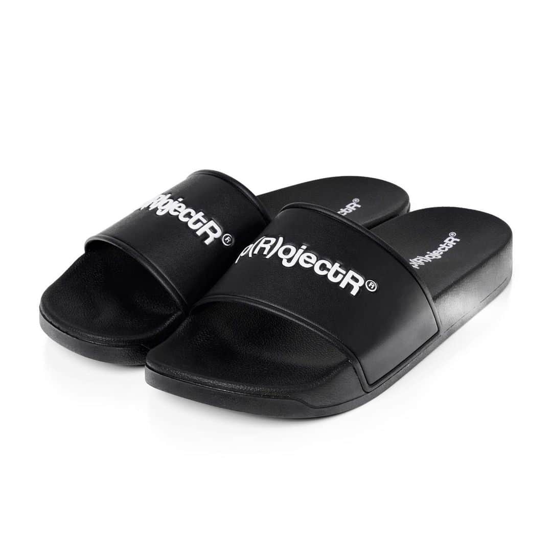 PKCZ GALLERY STOREのインスタグラム：「*p(R)ojectR® (ﾌﾟﾛｼﾞｪｸﾄ ｱｰﾙ) 2nd Collection  Available 2023.10.19(THU) at VERTICAL GARAGE ONLINE &  at VERTICAL GARAGE NAKAMEGURO  ■ITEM LINEUP  *p(R)ojectR® Logo Sandal PRICE:￥6,050 COLOR: Black SIZE: 24.0, 25.0, 26.0, 27.0, 28.0  @the_rampage_official @projectr_official  #THERAMPAGE  #pRojectR」