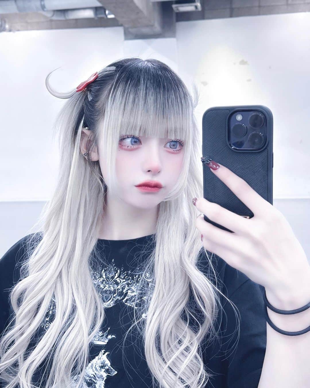 ツグミ＝ノアのインスタグラム：「今日もアタシが1番🖤の精神⤵️」
