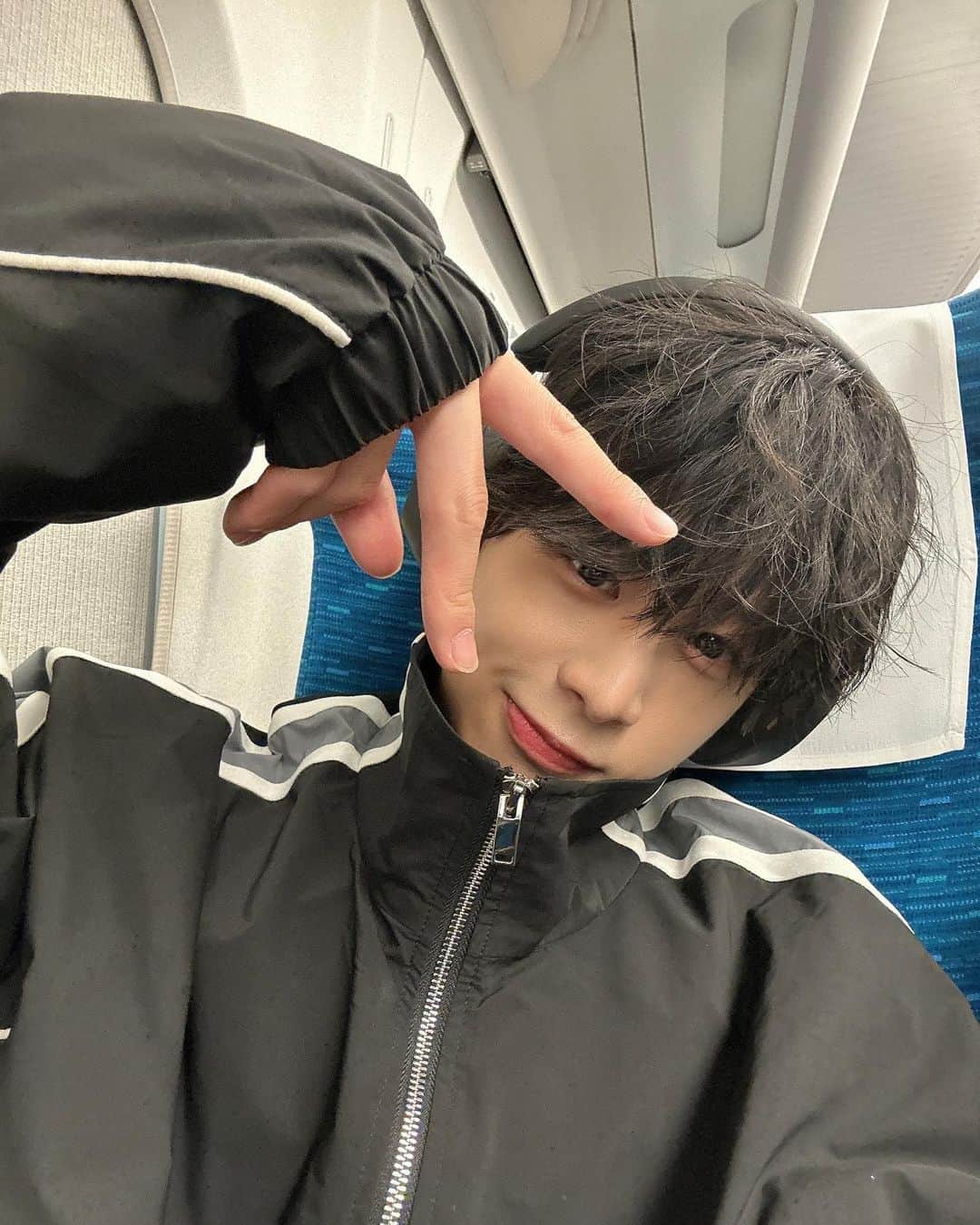 堀内結流さんのインスタグラム写真 - (堀内結流Instagram)「_ Osaka 🚄💨」10月15日 19時05分 - yuiru_supafuru