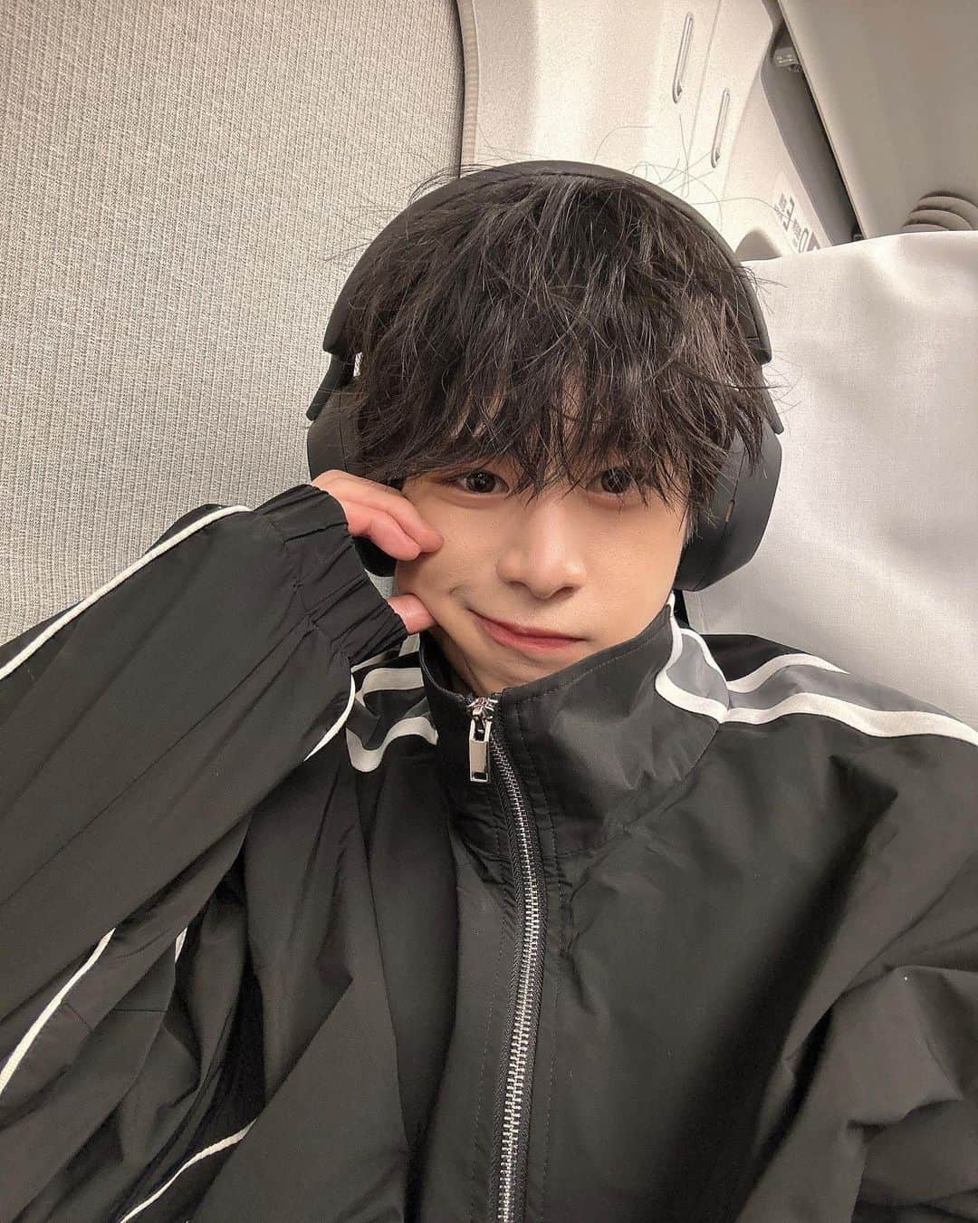 堀内結流さんのインスタグラム写真 - (堀内結流Instagram)「_ Osaka 🚄💨」10月15日 19時05分 - yuiru_supafuru