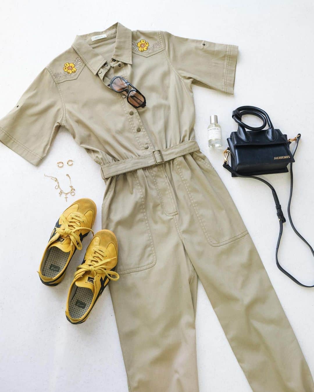 SPELLのインスタグラム：「Our Foxglove Embroidered Boilersuit ~ for days spent off-duty 🩶」