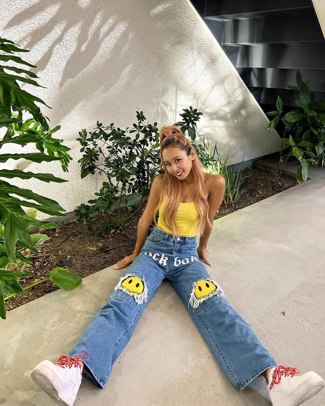 田村月光（ツッキー）のインスタグラム：「𝐘𝐞𝐥𝐥𝐨𝐰 𝐜𝐨𝐝𝐞💛🌼✨ 暑すぎて季節外れ🫨 #yellowcode #nikesupreme」