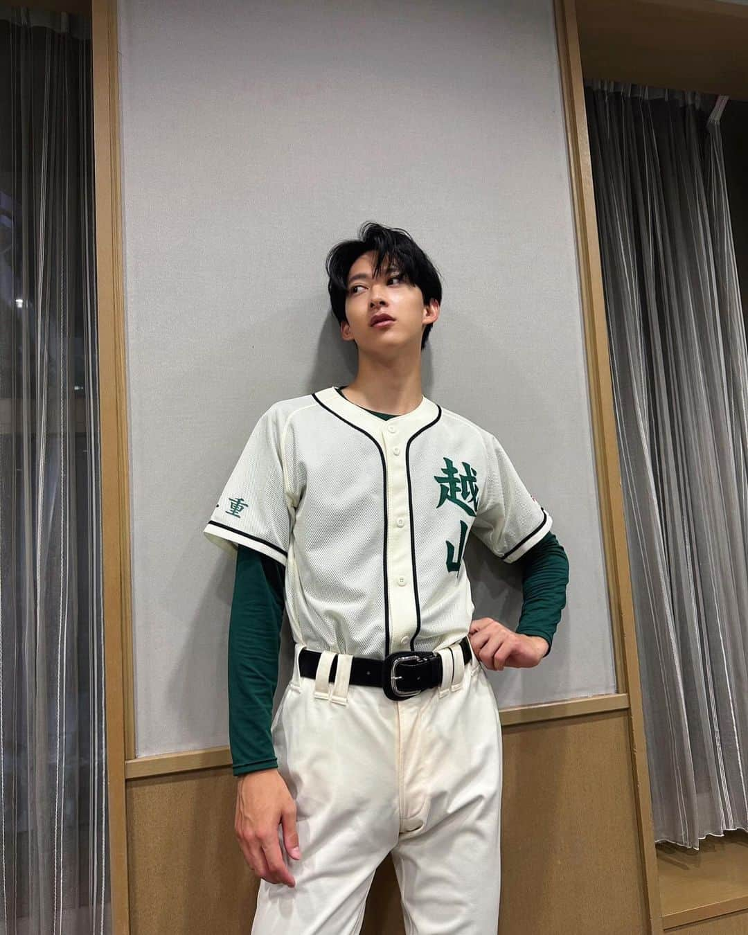 伊藤あさひさんのインスタグラム写真 - (伊藤あさひInstagram)「⚾️ 本日21時より初回放送です。 いざ！下剋上🔥」10月15日 19時11分 - asahi_ito_official