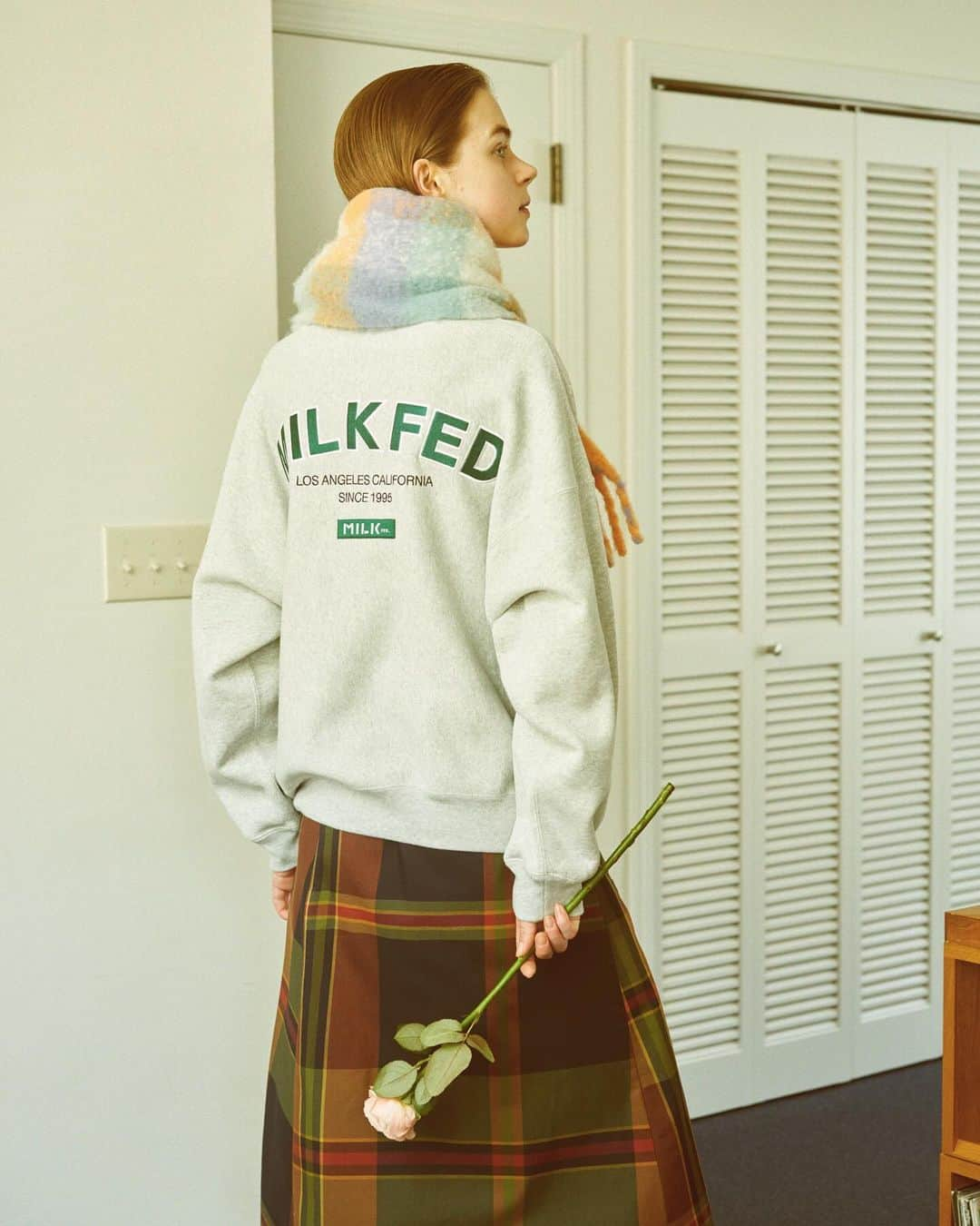 MILKFED.のインスタグラム：「【'23 FALL COLLECTION】 ⁡ ☑︎ MILKFED.ⅹCHAMPION SWEAT TOP ¥16,500 ☑︎ PLAID WRAP SKIRT ¥15,400 ☑︎ BIG PLAID STOLE ¥5,500 ※11月中旬発売予定  ⁡ ⚫︎オフィシャルサイトにてLOOKBOOK公開中⚫︎ ⁡ ⁡ ⁡ ⁡ #milkfed #milkfedjp #ミルクフェド #カジュアルコーデ #カジュアル #ストリートカジュアルコーデ #新作 #秋服コーデ #秋コーデ #秋カラー #秋アイテム #大人ガーリー #大人カジュアル #大人カジュアルコーデ #チャンピオンコラボ #チャンピオンスウェット #champion #championスウェット #スカートコーデ #チェックスカート #ストール #ストールコーデ #スウェットコーデ #刺繍スウェット #大人ガーリーコーデ #ラップスカート #チェックストール #裏起毛 #大人カジュアルコーデ #大人カジュアルファッション」