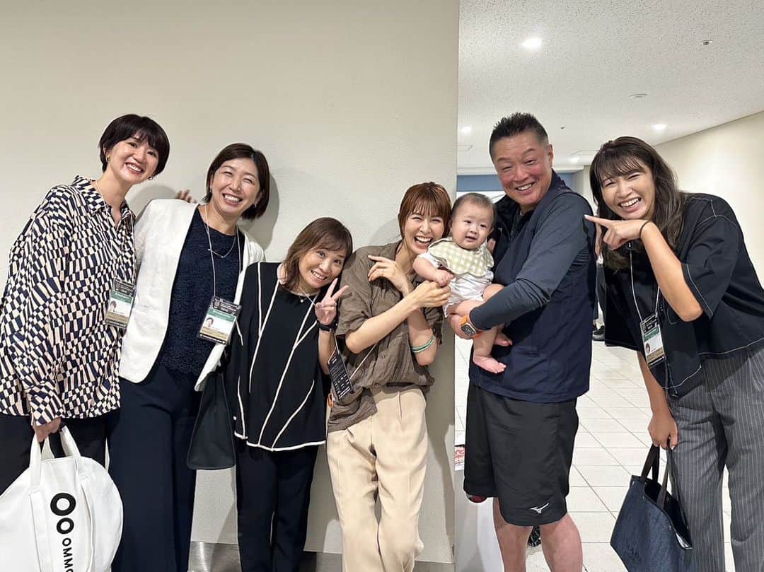 のインスタグラム：「. みんなの中に入れてもらえて、嬉しすぎるボクです👶🏻🤳🥹🫶🏼」