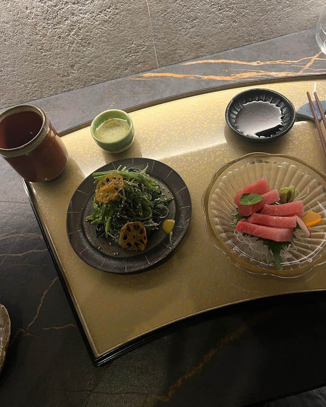 ガラ・ゴンザレスのインスタグラム：「Life, recently.  1. Best sushi in Madrid,fact. 2. Everyone’s favourite sofa  3. Arm candy  4. Date night at the Casino  5. Spotted at @givenchy  6. Two types of bags  7. Lost& found memories from Berlin ‘19 8. PFW 9. Laurie being a boss 🫰  10. Rabanne fun」