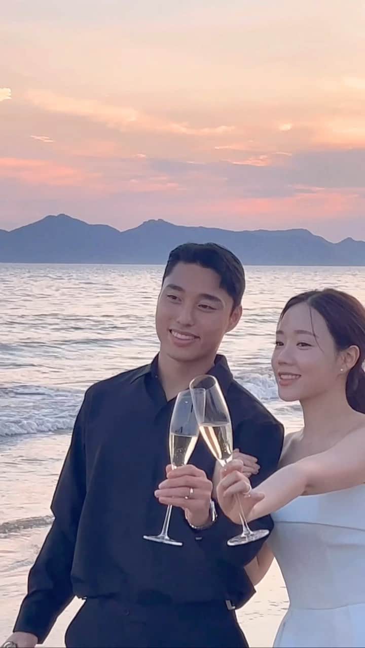 のインスタグラム：「우리가 좋아하는 바다 조각조각 모음 👩🏻‍❤️‍👨🏻」