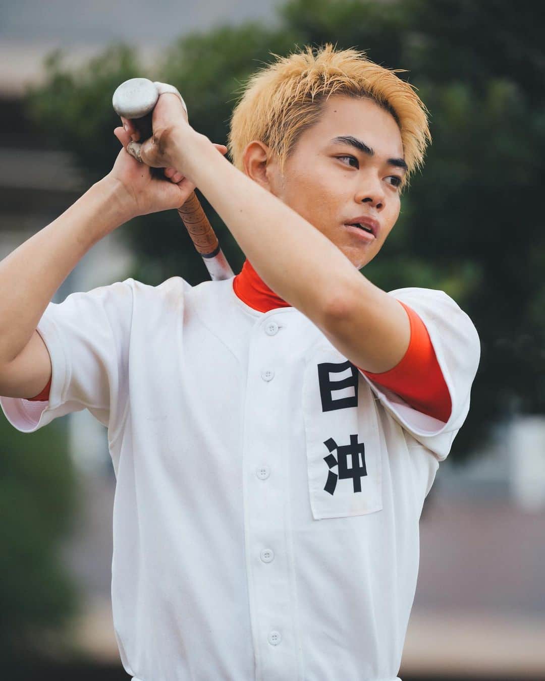 のインスタグラム：「日曜劇場 #下剋上球児   いよいよ今夜21時より、放送開始です。  スポーツをしてきた人もしてきてない人も 野球をあまり知らない人でも楽しめる  何かに熱中してる姿は本当にカッコいいんだなと素敵だなと思える  笑顔に溢れる作品になっていると思います。  是非、ご期待ください！！  お楽しみに！！！！  #日曜劇場  #下剋上球児」