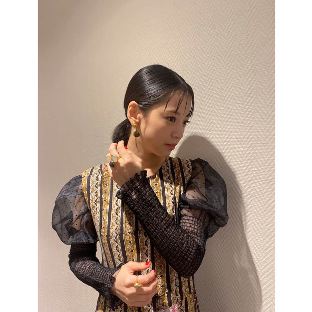 中井友望さんのインスタグラム写真 - (中井友望Instagram)「映画「サーチライト-遊星散歩-」 昨日の初日舞台挨拶お越しくださった方ありがとうございました。 満員御礼ほんとーにうれしい景色を見せてもらいました㊗️(^ ^) まだ公開は続きますのでなにとぞ！ 続かせたいのでなにとぞ！感想待ってる！」10月15日 20時19分 - youwang16