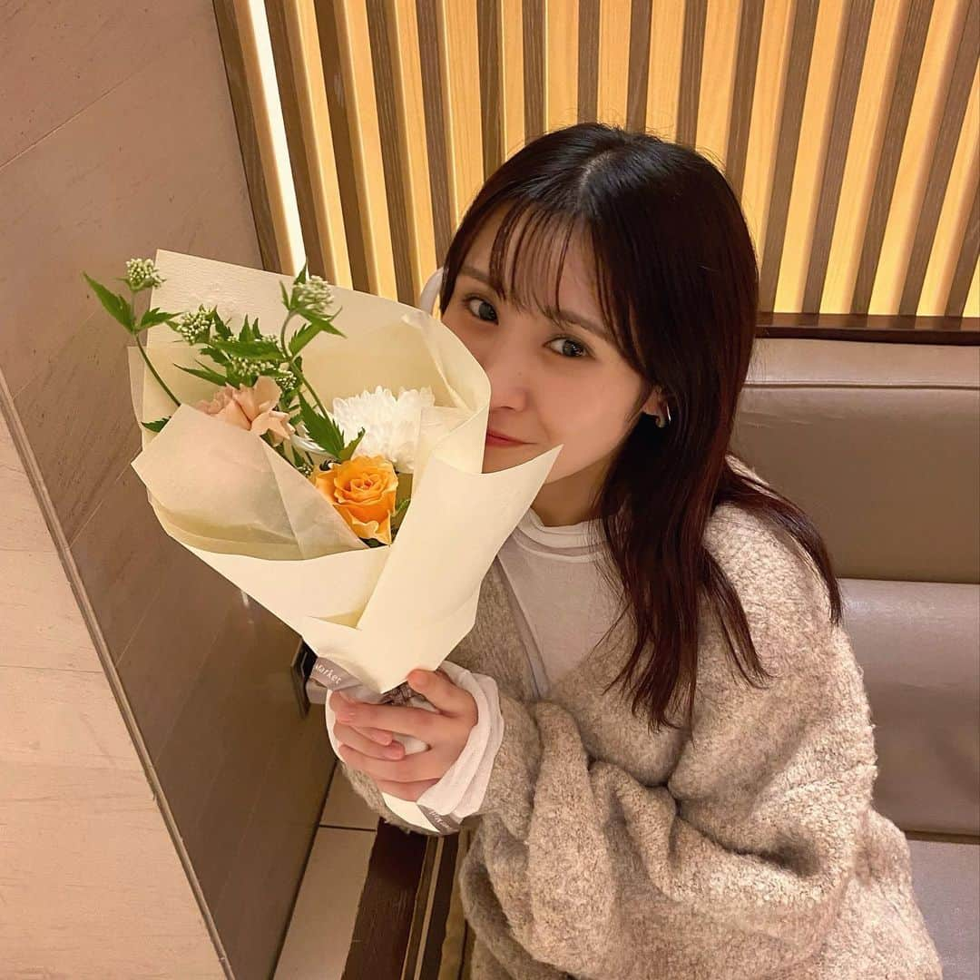 川崎優菜のインスタグラム：「. . . 💐」