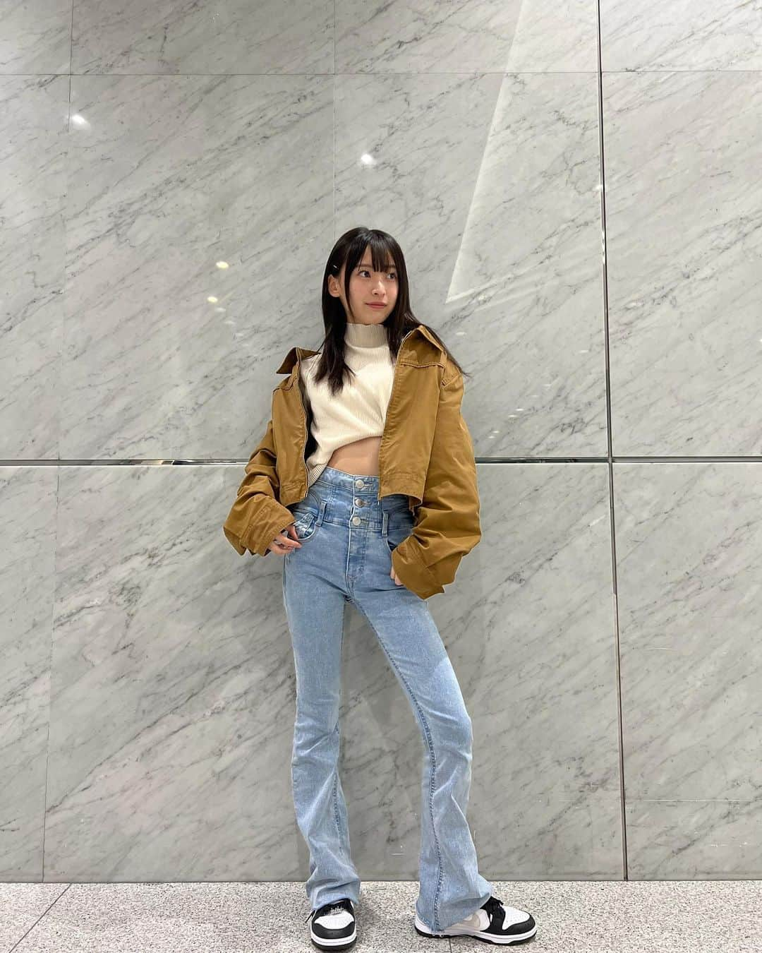 坂川陽香さんのインスタグラム写真 - (坂川陽香Instagram)「全身ver.🌛⟡.·  #ootd #秋コーデ #ZARA #moussy #NIKE」10月15日 20時36分 - hiyuka_sakagawa.1007