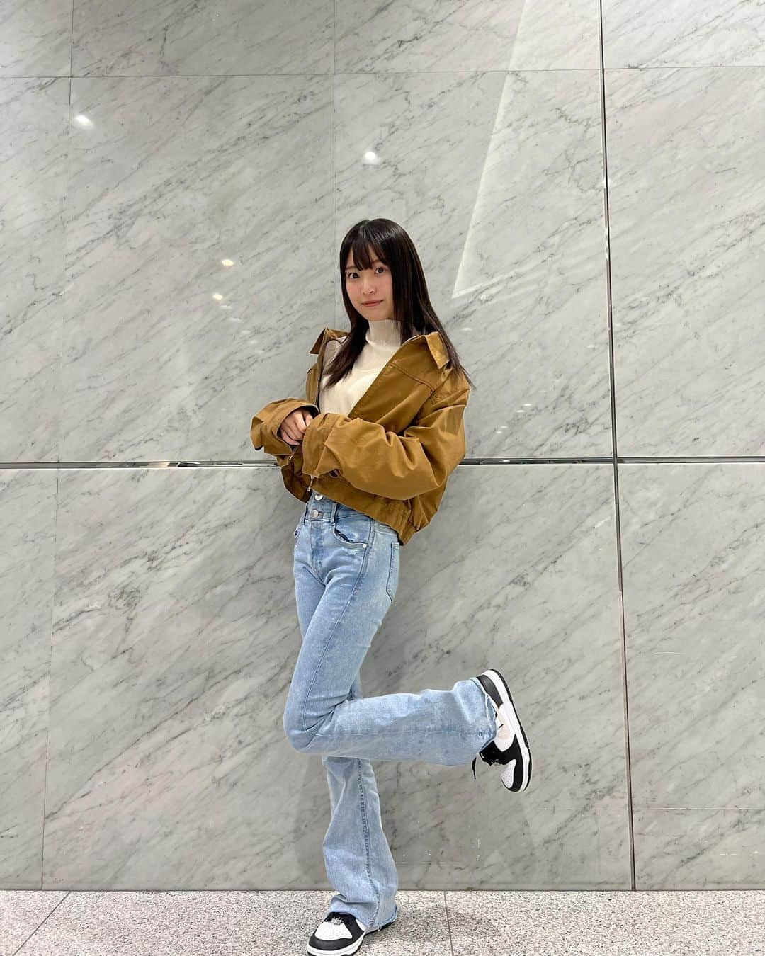 坂川陽香さんのインスタグラム写真 - (坂川陽香Instagram)「全身ver.🌛⟡.·  #ootd #秋コーデ #ZARA #moussy #NIKE」10月15日 20時36分 - hiyuka_sakagawa.1007