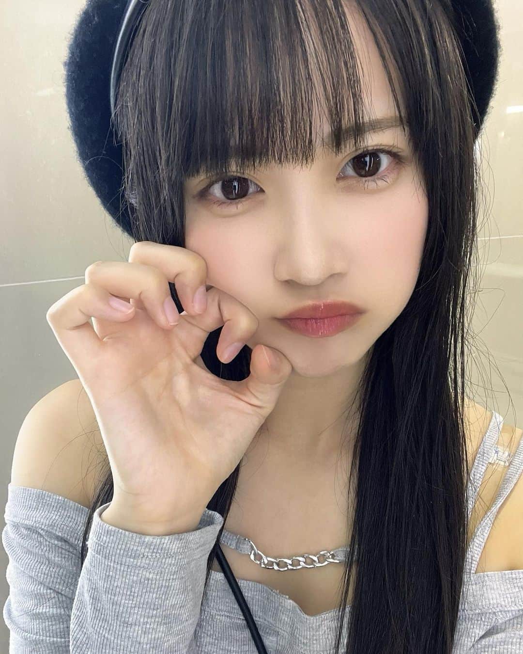 中村舞さんのインスタグラム写真 - (中村舞Instagram)「♡♥ グレーかわいい🩶」10月15日 20時46分 - question_stu48